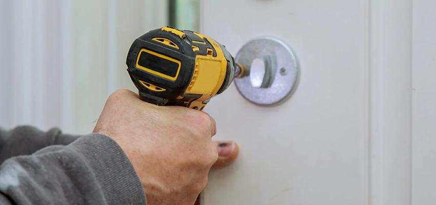 Street Locksmith For Smart Lock Repair in Chico, CA